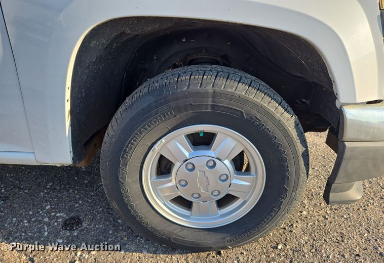 image for item EN8424 2007 Chevrolet Colorado Crew Cab pickup truck