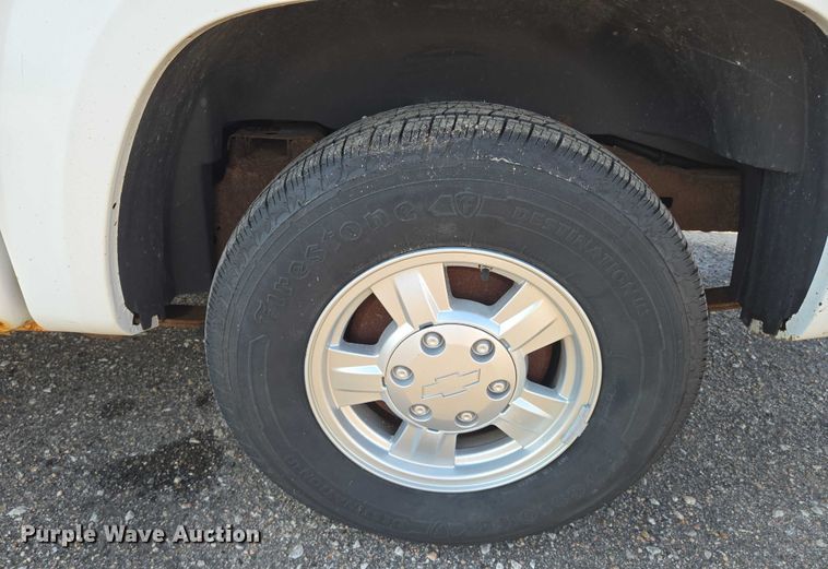 image for item EN8424 2007 Chevrolet Colorado Crew Cab pickup truck