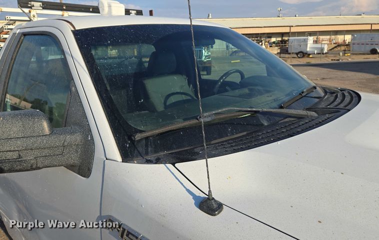 image for item EN8425 2012 Ford F150 pickup truck