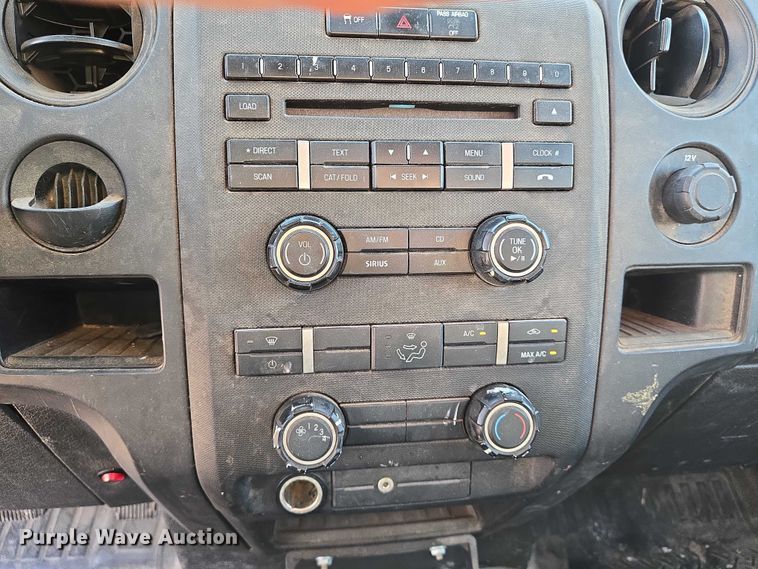 image for item EN8425 2012 Ford F150 pickup truck