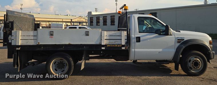 image for item EN8426 2010 Ford F450 Super Duty flatbed truck
