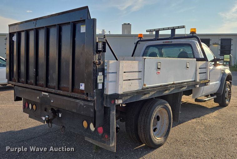 image for item EN8426 2010 Ford F450 Super Duty flatbed truck