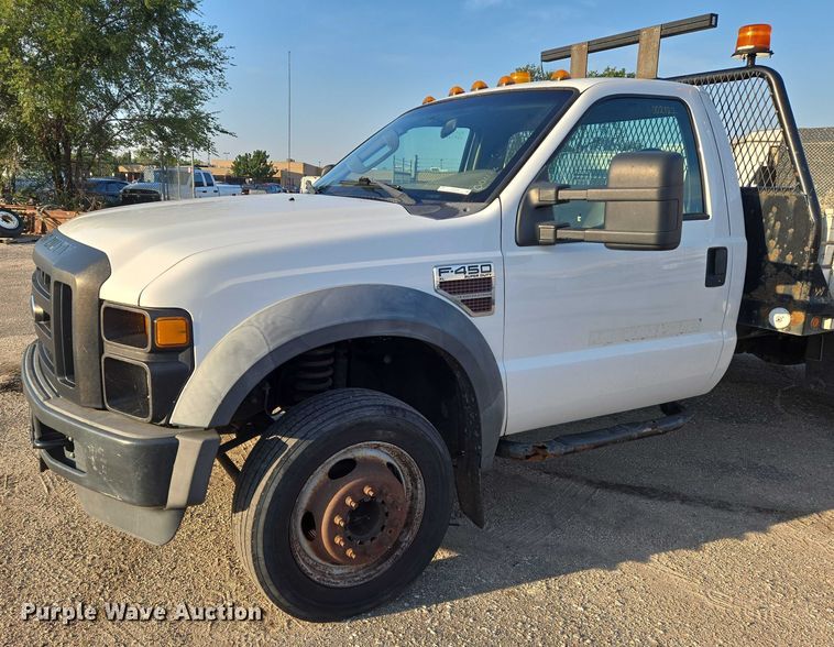 image for item EN8426 2010 Ford F450 Super Duty flatbed truck