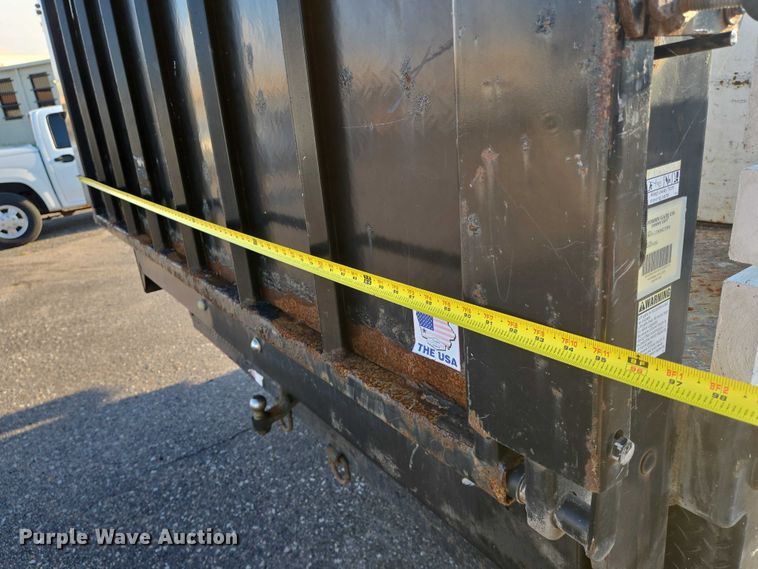 image for item EN8426 2010 Ford F450 Super Duty flatbed truck