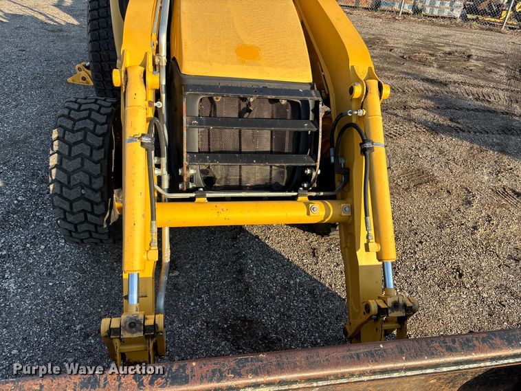 image for item EN8427 2008 John Deere 110 backhoe