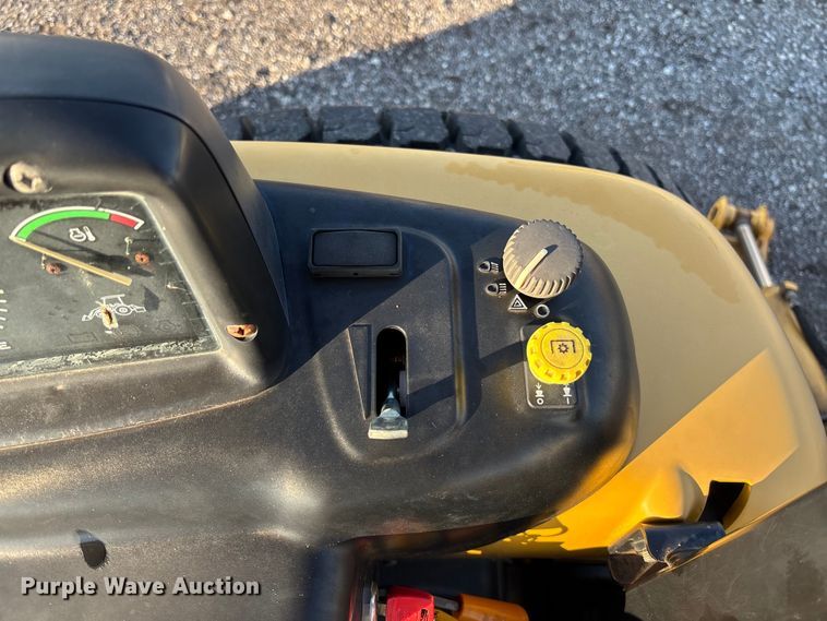 image for item EN8427 2008 John Deere 110 backhoe