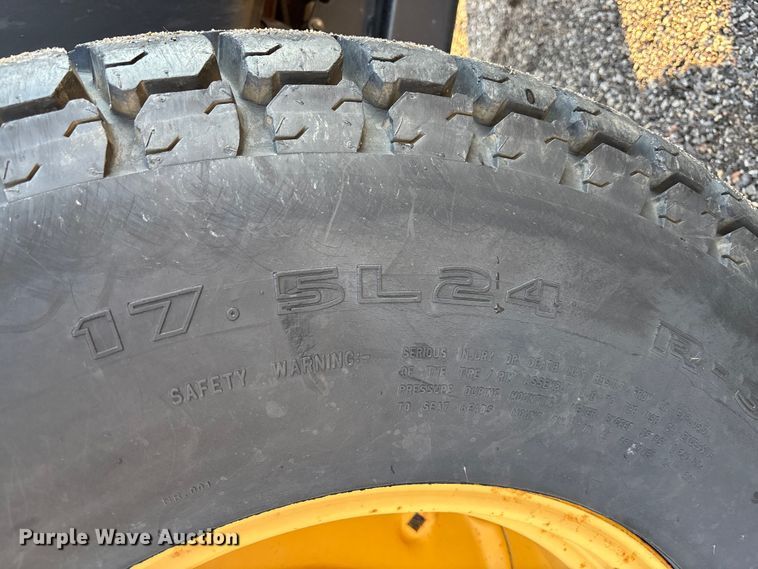 image for item EN8427 2008 John Deere 110 backhoe