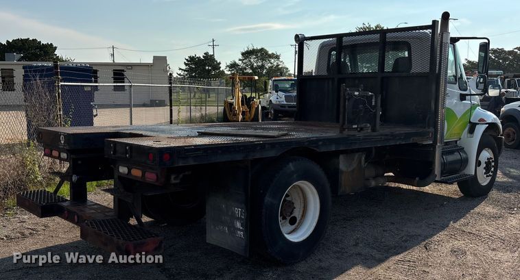 image for item EN8428 2010 International DuraStar 4300 flatbed truck