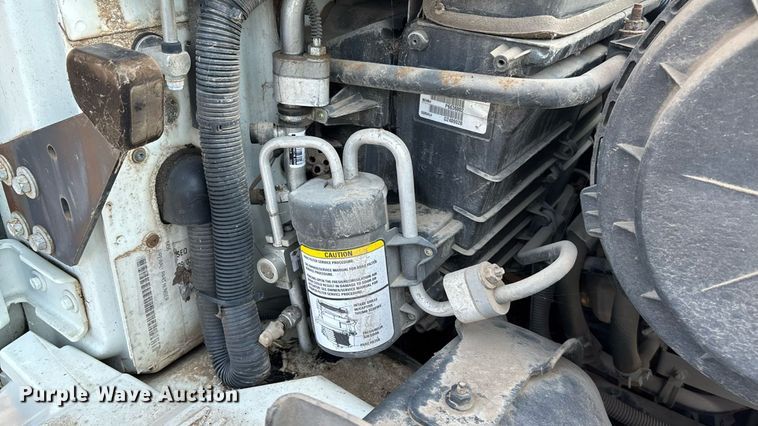 image for item EN8428 2010 International DuraStar 4300 flatbed truck