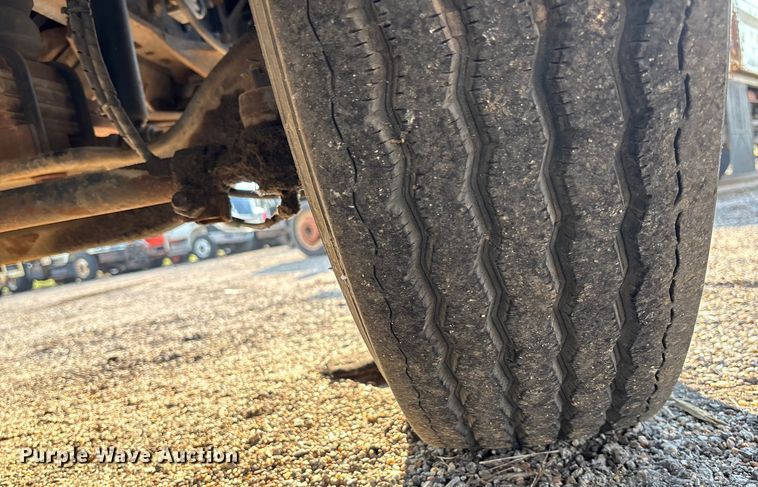 image for item EN8428 2010 International DuraStar 4300 flatbed truck