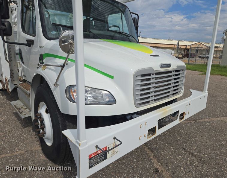 image for item EN8429 2012 Freightliner Business Class M2 bucket truck