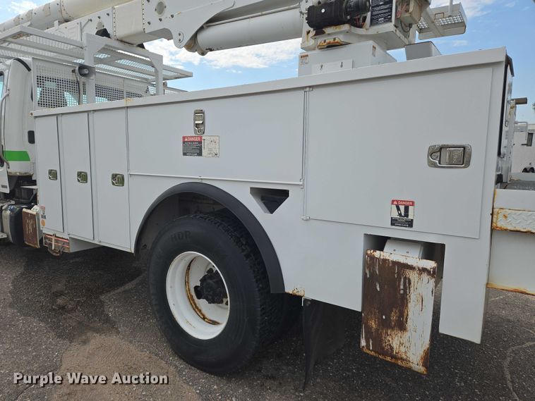 image for item EN8429 2012 Freightliner Business Class M2 bucket truck