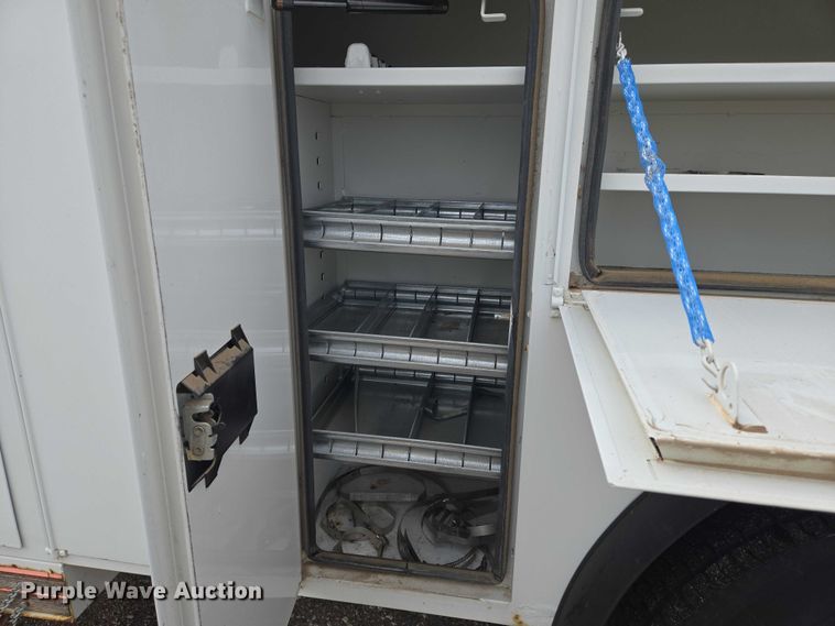 image for item EN8429 2012 Freightliner Business Class M2 bucket truck