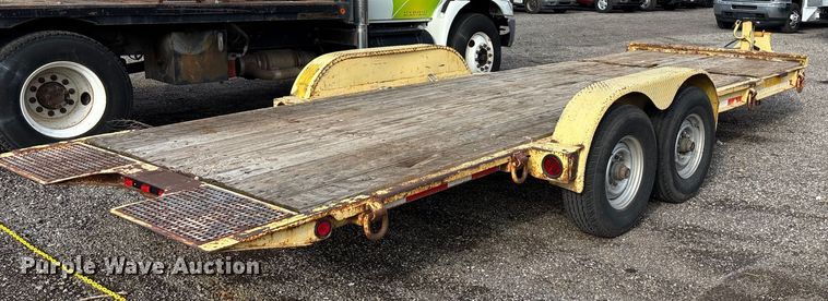 image for item EN8430 2004 Trailer King tilt deck equipment trailer