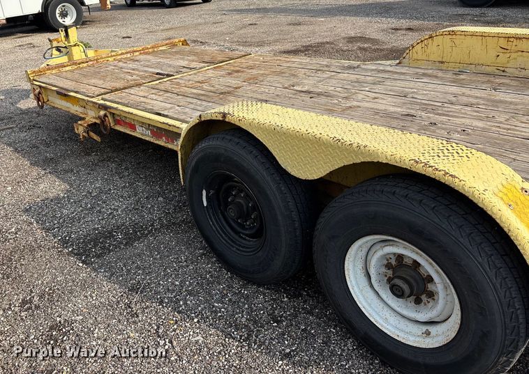 image for item EN8430 2004 Trailer King tilt deck equipment trailer