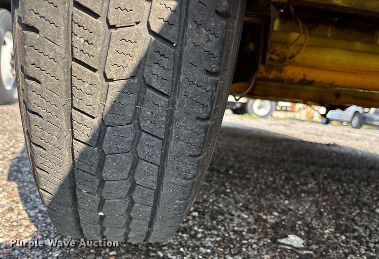 image for item EN8430 2004 Trailer King tilt deck equipment trailer