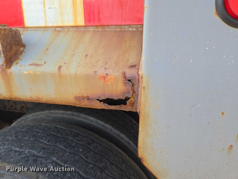 image for item EN8431 2009 International 7500 dump truck