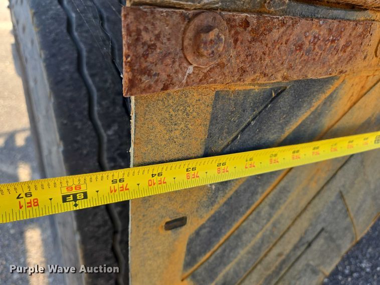 image for item EN8431 2009 International 7500 dump truck