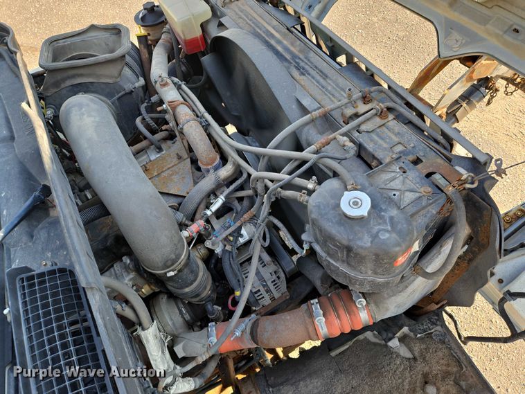 image for item EN8431 2009 International 7500 dump truck