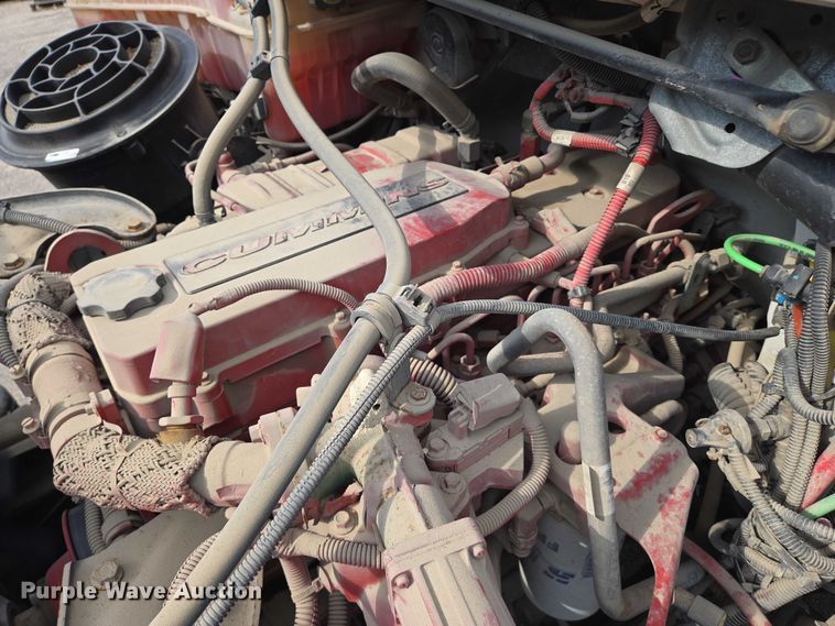 image for item EN8433 2012 Freightliner Business Class M2 bucket truck