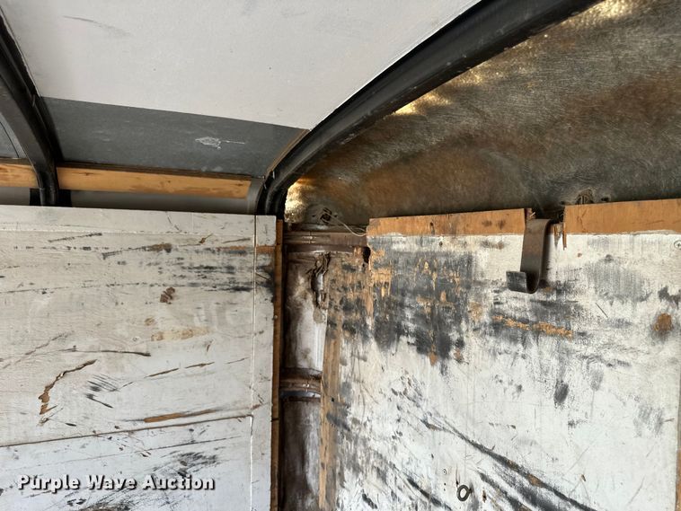 image for item EN8434 2000 Cargo Trailer OM 714TA4 enclosed cargo trailer