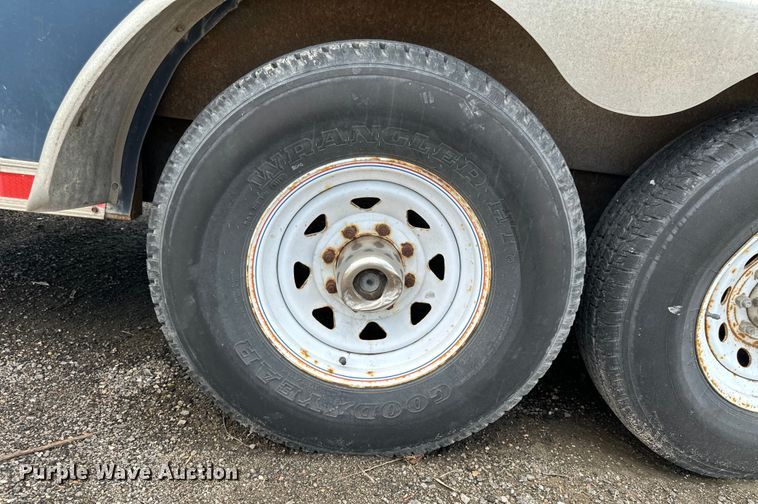 image for item EN8434 2000 Cargo Trailer OM 714TA4 enclosed cargo trailer