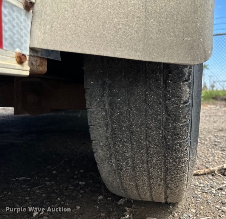 image for item EN8434 2000 Cargo Trailer OM 714TA4 enclosed cargo trailer