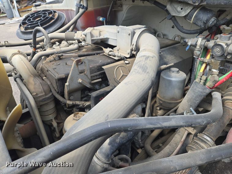 image for item EN8435 2005 Freightliner Business Class M2 dump truck