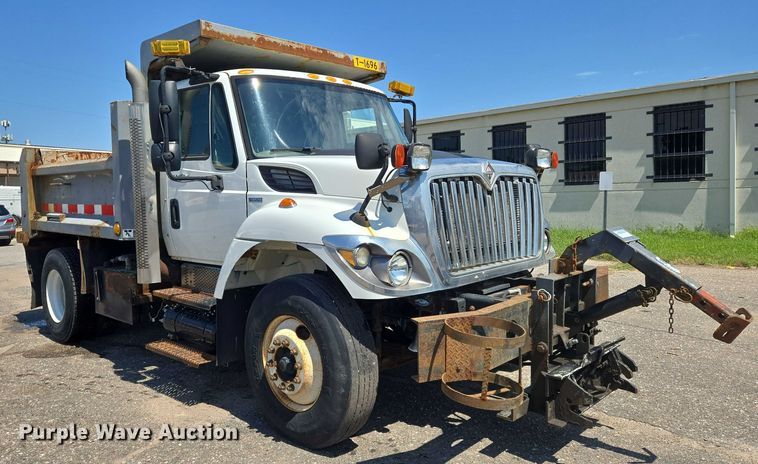 image for item EN8436 2008 International  WorkStar 7400 dump truck