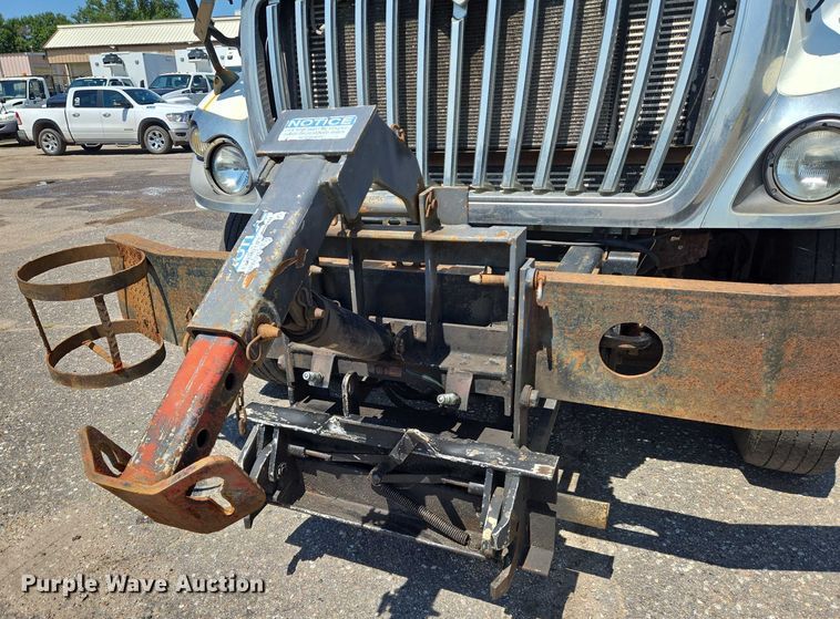 image for item EN8436 2008 International  WorkStar 7400 dump truck