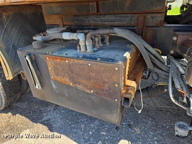 image for item EN8436 2008 International  WorkStar 7400 dump truck