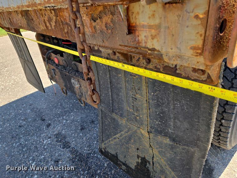 image for item EN8436 2008 International  WorkStar 7400 dump truck