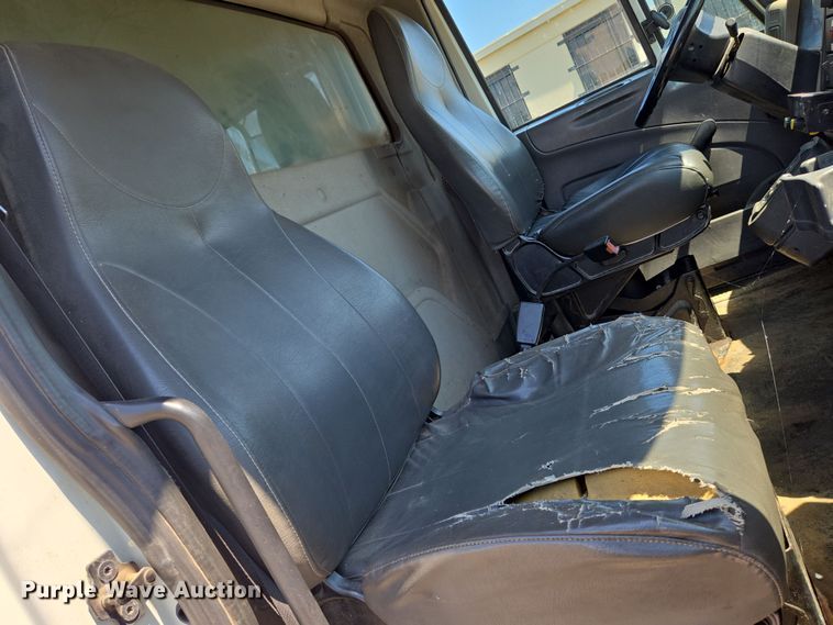 image for item EN8436 2008 International  WorkStar 7400 dump truck