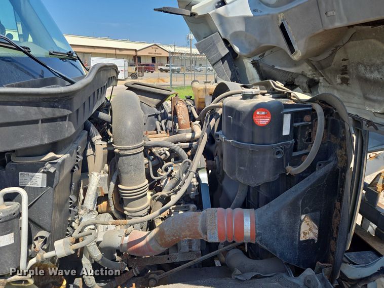 image for item EN8436 2008 International  WorkStar 7400 dump truck