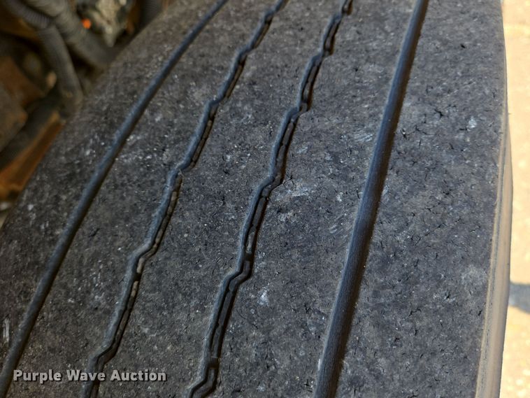 image for item EN8436 2008 International  WorkStar 7400 dump truck