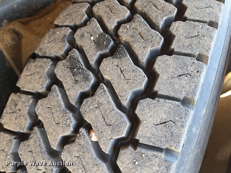 image for item EN8436 2008 International  WorkStar 7400 dump truck