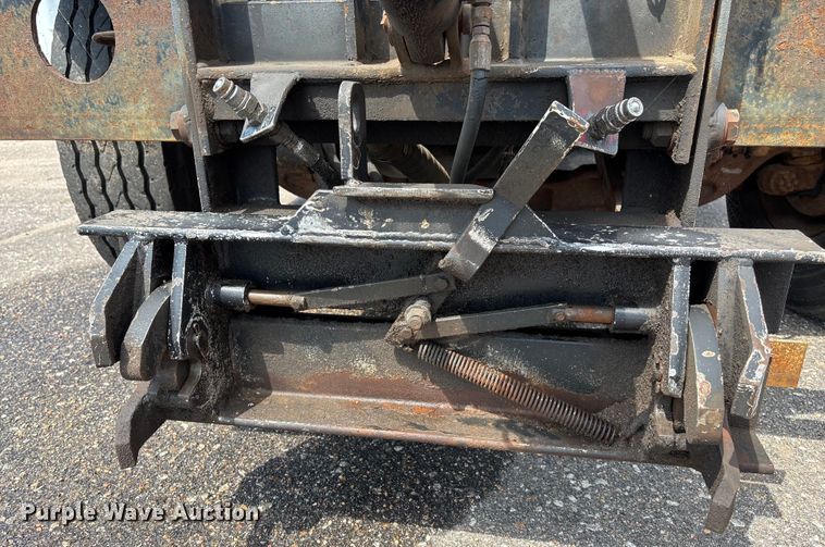 image for item EN8437 2008 International WorkStar 7400 dump truck