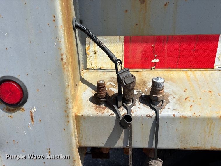 image for item EN8437 2008 International WorkStar 7400 dump truck