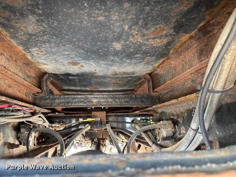 image for item EN8437 2008 International WorkStar 7400 dump truck