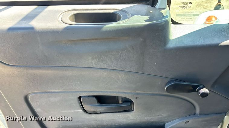 image for item EN8437 2008 International WorkStar 7400 dump truck