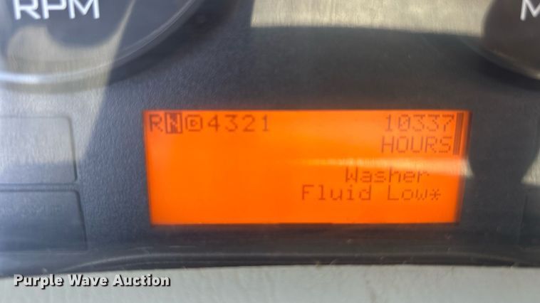 image for item EN8437 2008 International WorkStar 7400 dump truck