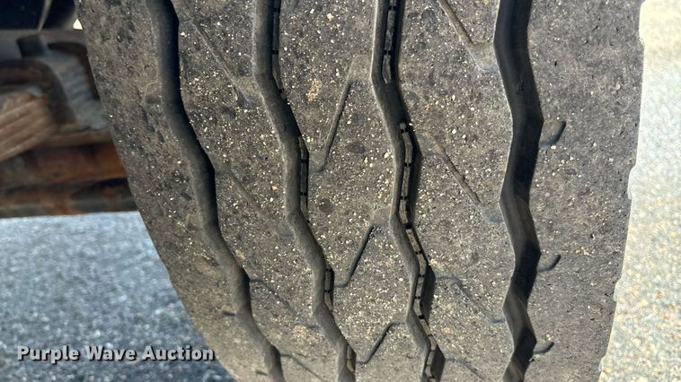 image for item EN8437 2008 International WorkStar 7400 dump truck