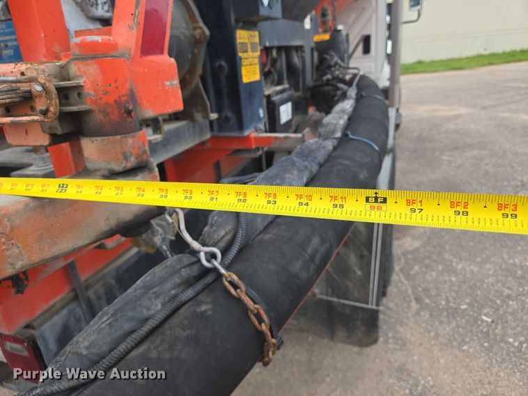 image for item EN8438 2016 International 4300 pothole patcher truck