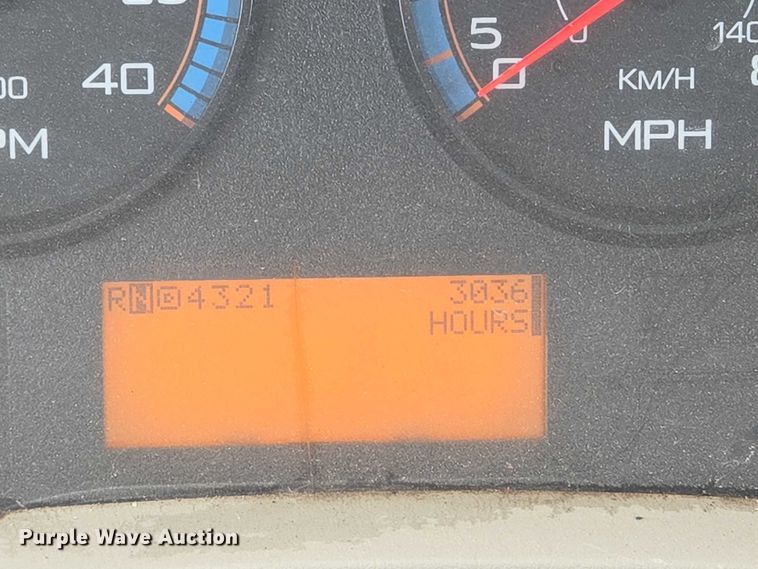 image for item EN8438 2016 International 4300 pothole patcher truck