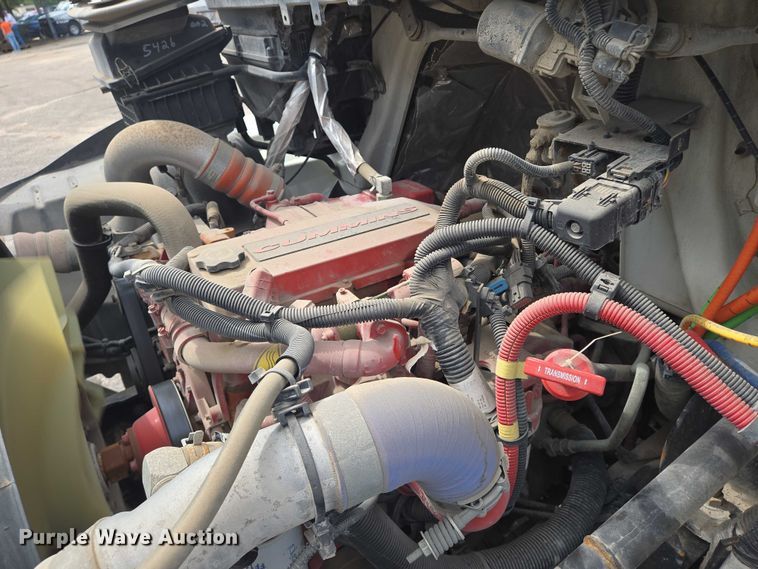 image for item EN8438 2016 International 4300 pothole patcher truck