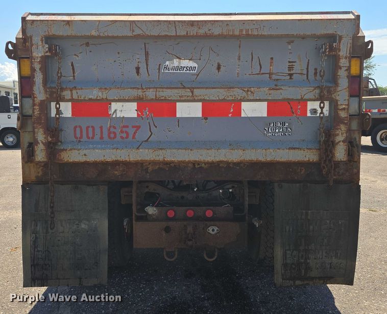 image for item EN8439 2008 International  WorkStar 7400 dump truck