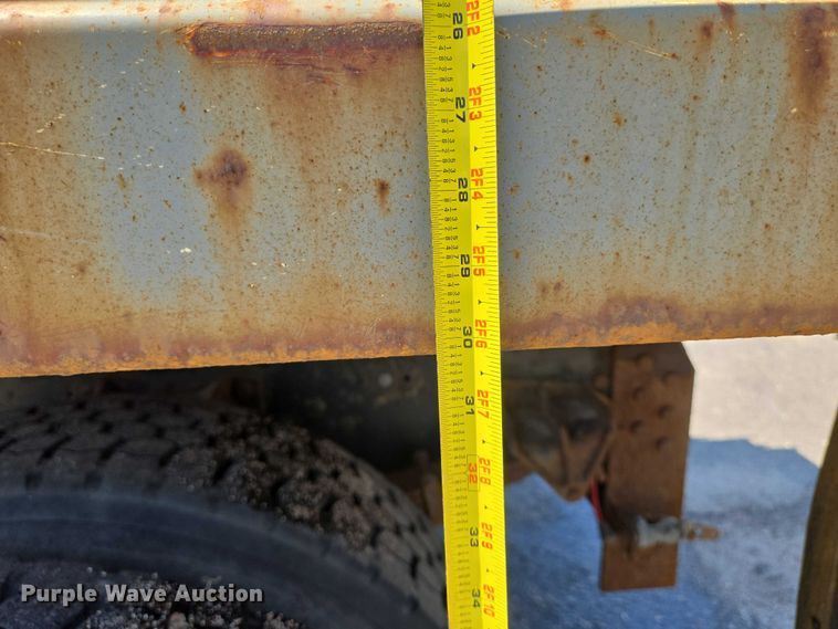 image for item EN8439 2008 International  WorkStar 7400 dump truck