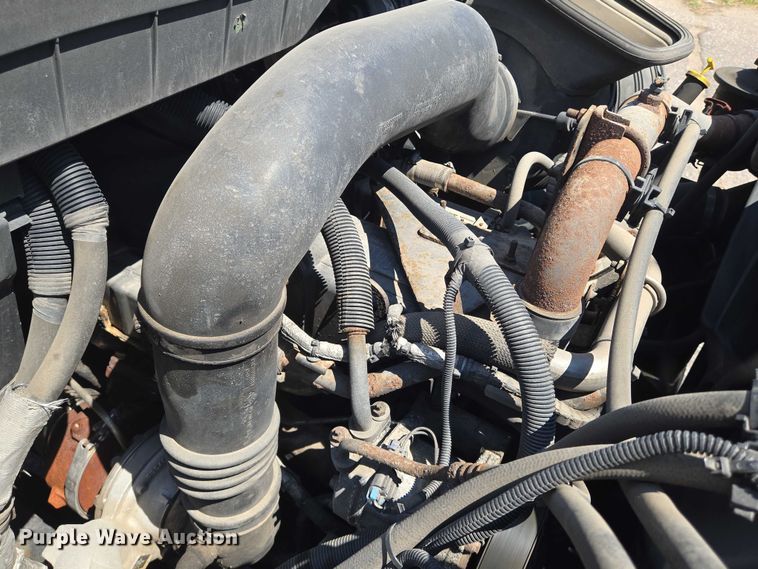 image for item EN8439 2008 International  WorkStar 7400 dump truck