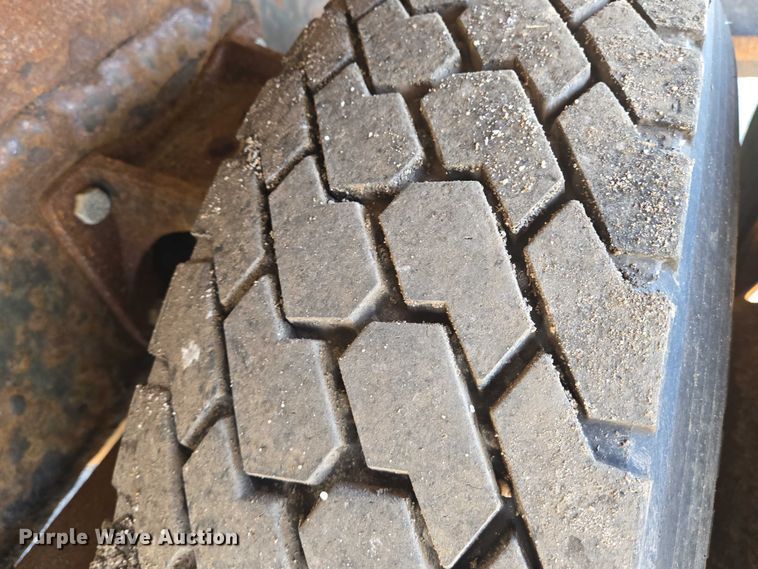 image for item EN8439 2008 International  WorkStar 7400 dump truck