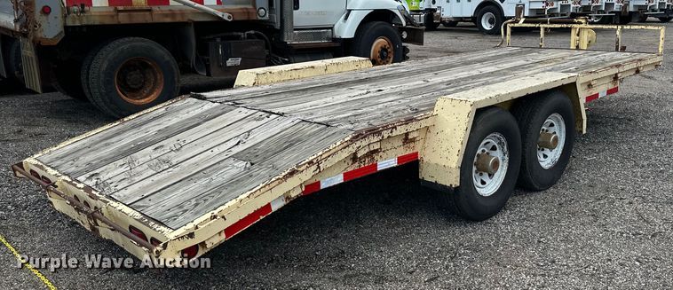 image for item EN8440 1999 Shop built equipment trailer